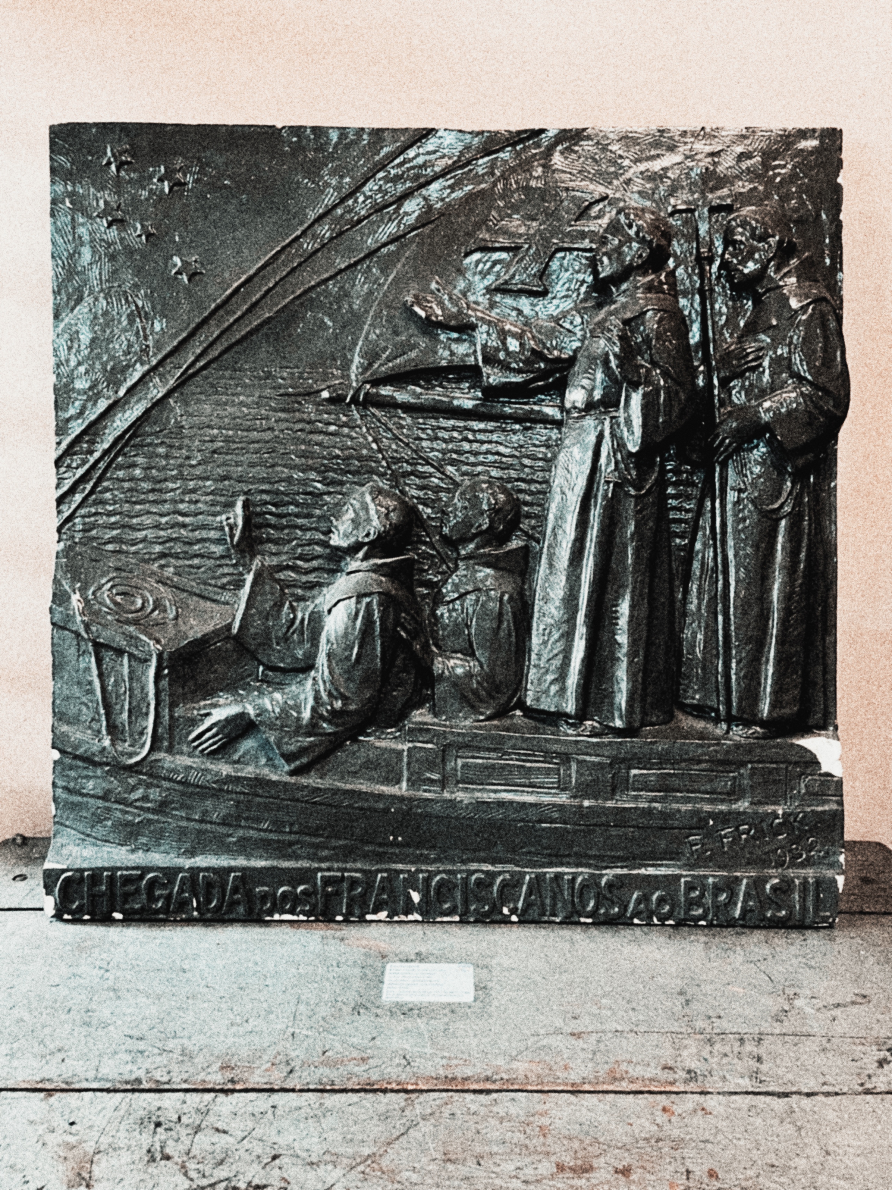 Figures 2-1, 2-2 and 2-3. Sculpture collection held by Getúlio Vargas Technical School. From left to right: Ferdinand Frick’s painted plaster relief The Arrival of the Franciscans in Brazil (1932), currently preserved in the school’s Memory Center; Instruction, a painted plaster sculpture created by Ferdinand Frick in 1924 for a monument dedicated to Dom João Nery and bearing the inscription “Instruction, Faith and Charity”; a painted plaster statue of Jesus Christ dating from the 1920s; and a painted plaster bust of former President Getúlio Vargas, created by Laurindo Galante in 1940, after whom the school is named. Photos by the author.