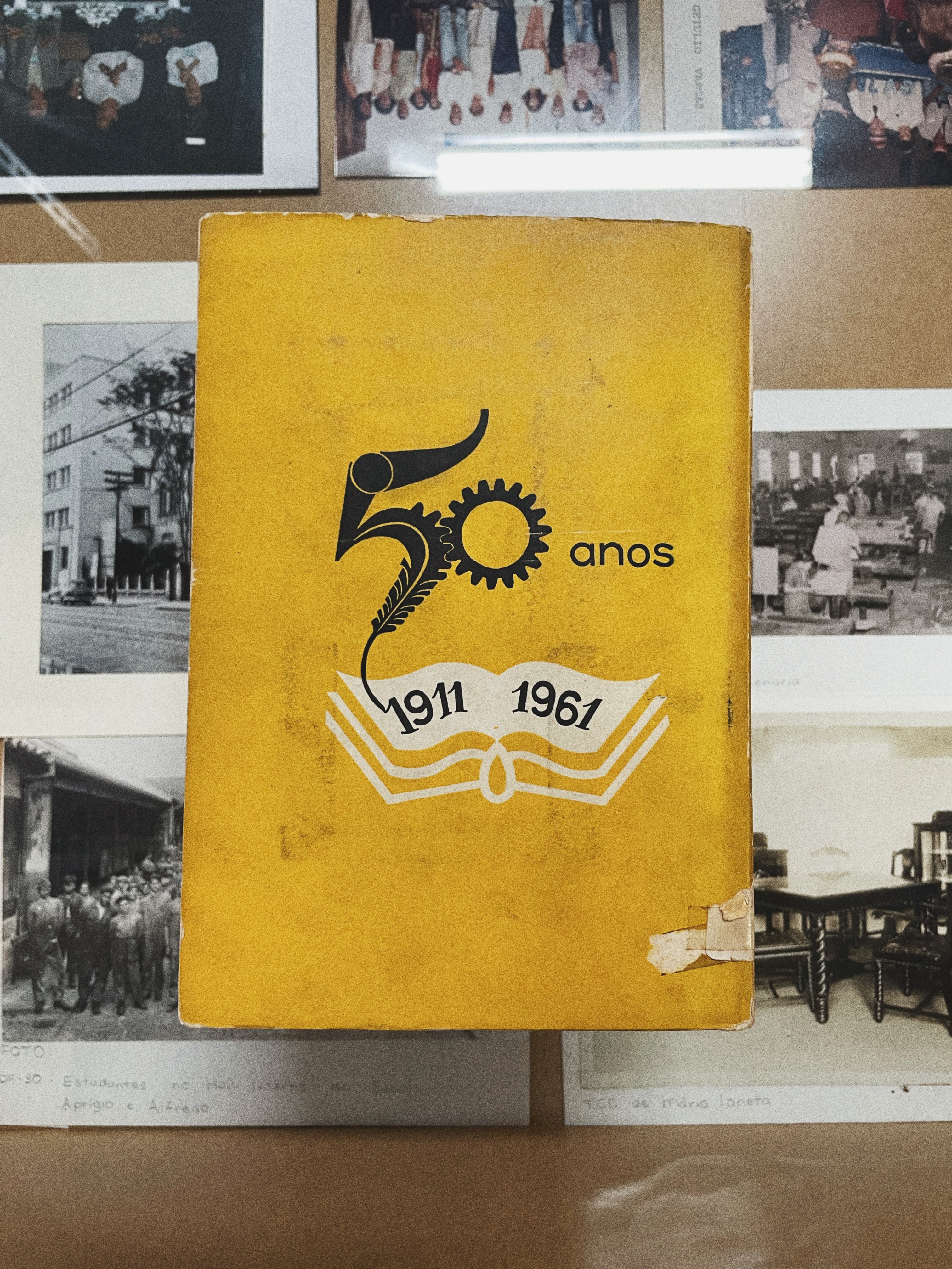Figures 4-1, 4-2 and 4-3. Copy of Arnaldo Laurindo’s book 50 Years of Vocational Education in the State of São Paulo, held in the collection of Getúlio Vargas Technical School. The cover incorporates posters created by technical education teachers who received awards during the fiftieth-anniversary celebrations of vocational education in the State of São Paulo: Carmen Gil Serrano, Ciro de Almeida Leme, and Jaty Silva. Photos by the author.
